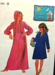 6852 Butterick  70s GIRLS HOODIE ZIP ROBE LENGTHS, WISH PILLOW PATTERN 10-14 B or A 7-10 uncut